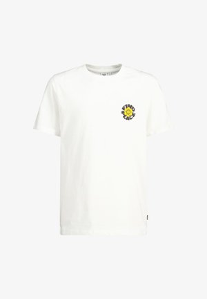 Camiseta blanca de algodón con cuello redondo. Presenta un gráfico multicolor "Encuentra la Paz" en el área del pecho izquierdo. Manga corta.