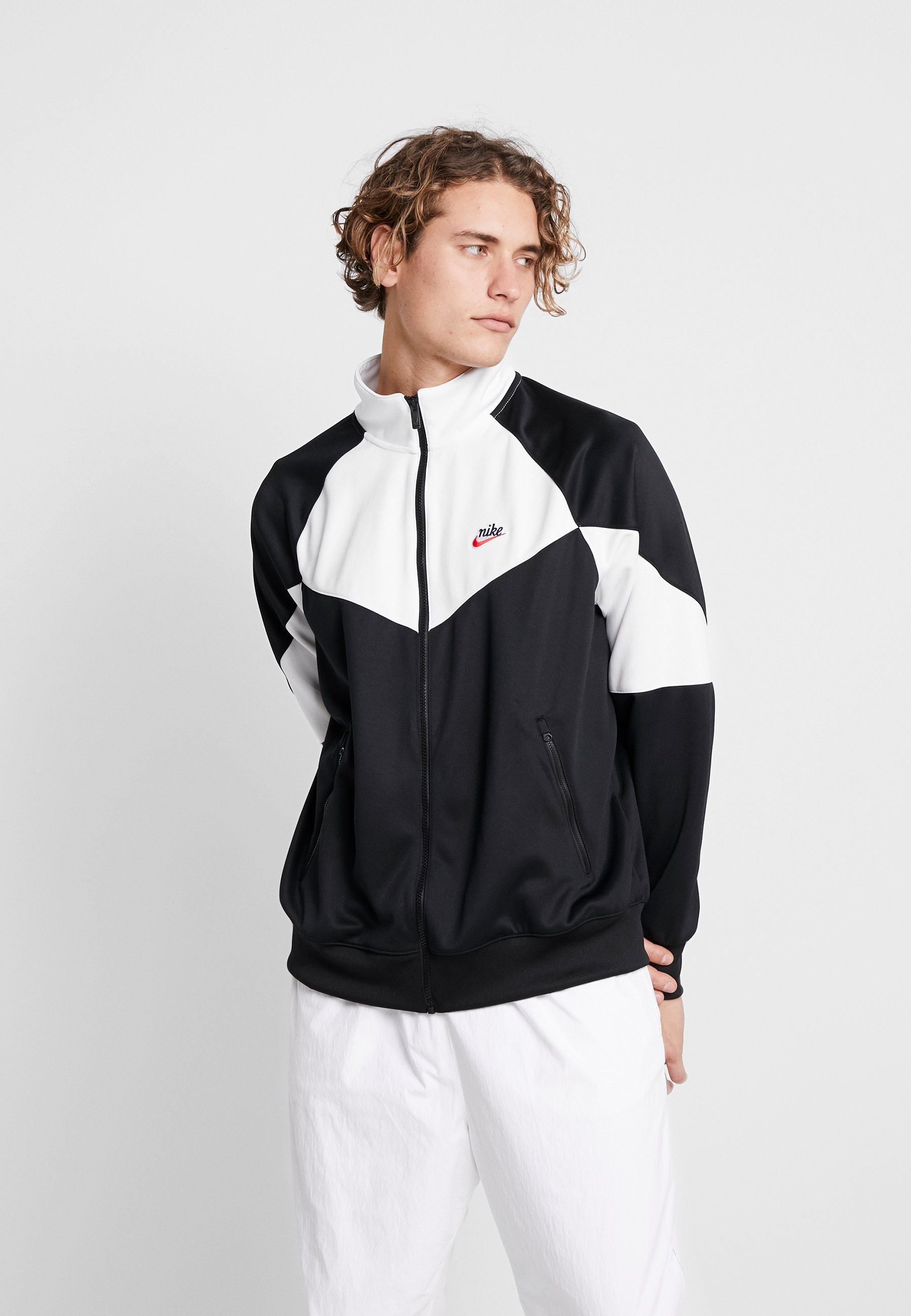 Nike Sportswear Let jakke / Sommerjakker - gold suede/midnight navy/summit white/white Nike Sportswear Let jakke / Sommerjakker - gold suede/midnight navy/summit white/white