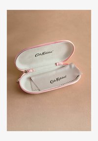 Nepasirinkta, ecru posey spot