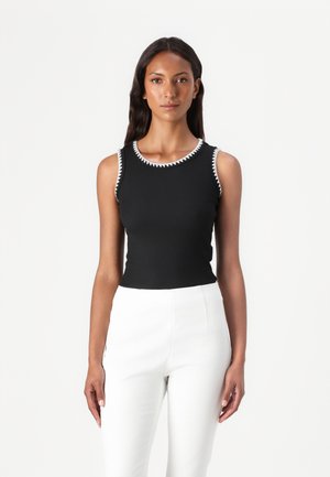 Top - black