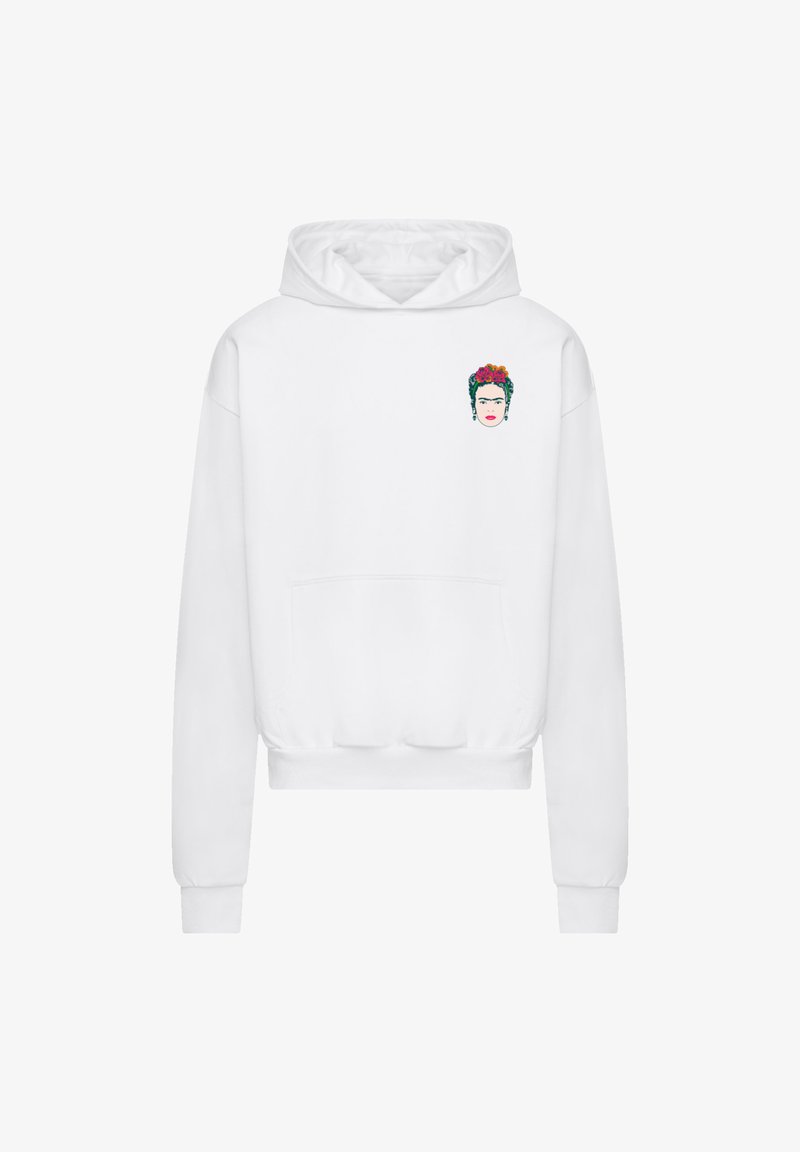 Weißer Hoodie mit einer Fronttasche und einem Grafikdruck eines Gesichts mit Blumen im Haar auf der Brust. Weicher Stoff mit gerippten Bündchen.
