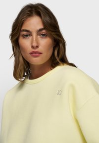 10DAYS RAW EDGE - Felpa - pastel yellow