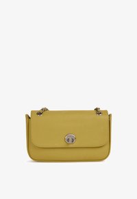 Seleccionado, mustard