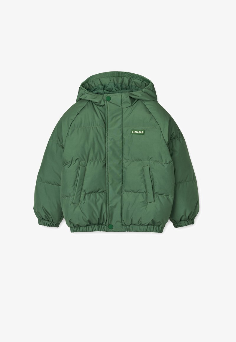 Zelena puf jakna s kapuljačom, sa zatvaračem na munje, elastičnim manžetama, dva prednja džepa i logotipom na lijevoj strani prsnog koša.