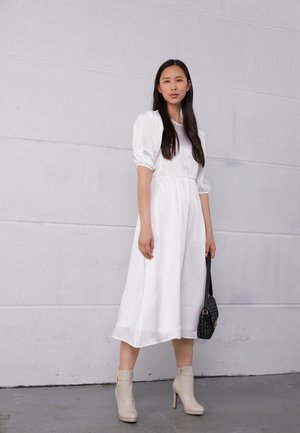 BALLOON SLEEVE STRUCTURED DRESS - Robe de jour - white