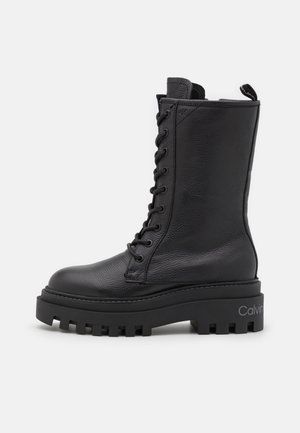 Stivali con plateau - black