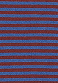 Tessuto con strisce orizzontali alternate di rosso scuro e blu. La texture del tessuto appare morbida, con una superficie liscia e un motivo uniforme.