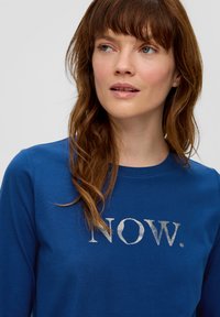 s.Oliver Langarmshirt - ozeanblau