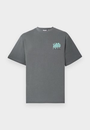 Gray cotton t-shirt with short sleeves, featuring a turquoise graphic logo on the left chest area. Crew neck design, relaxed fit.
