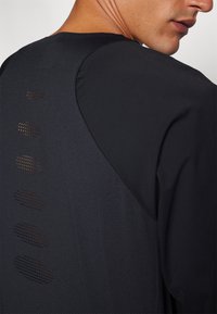 Oakley SEEKER AIRLINE  - Hosszú ujjú felső - blackout