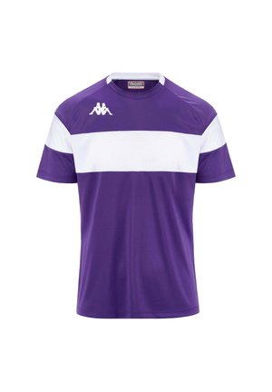 Maglietta sportiva Kappa viola con strisce bianche sul petto, maniche corte, colletto rotondo e logo sulla spalla sinistra. Texture liscia.