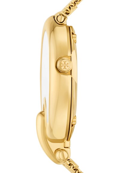 Guldtonet ure med en glat, rund kasse, en fremtrædende krone og en kæderem. Har en poleret finish og et minimalistisk design.