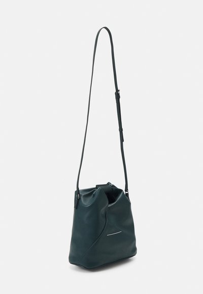 MM6 Maison Margiela JAPANESE CROSSBODY BAG - Ručna torba - green gables