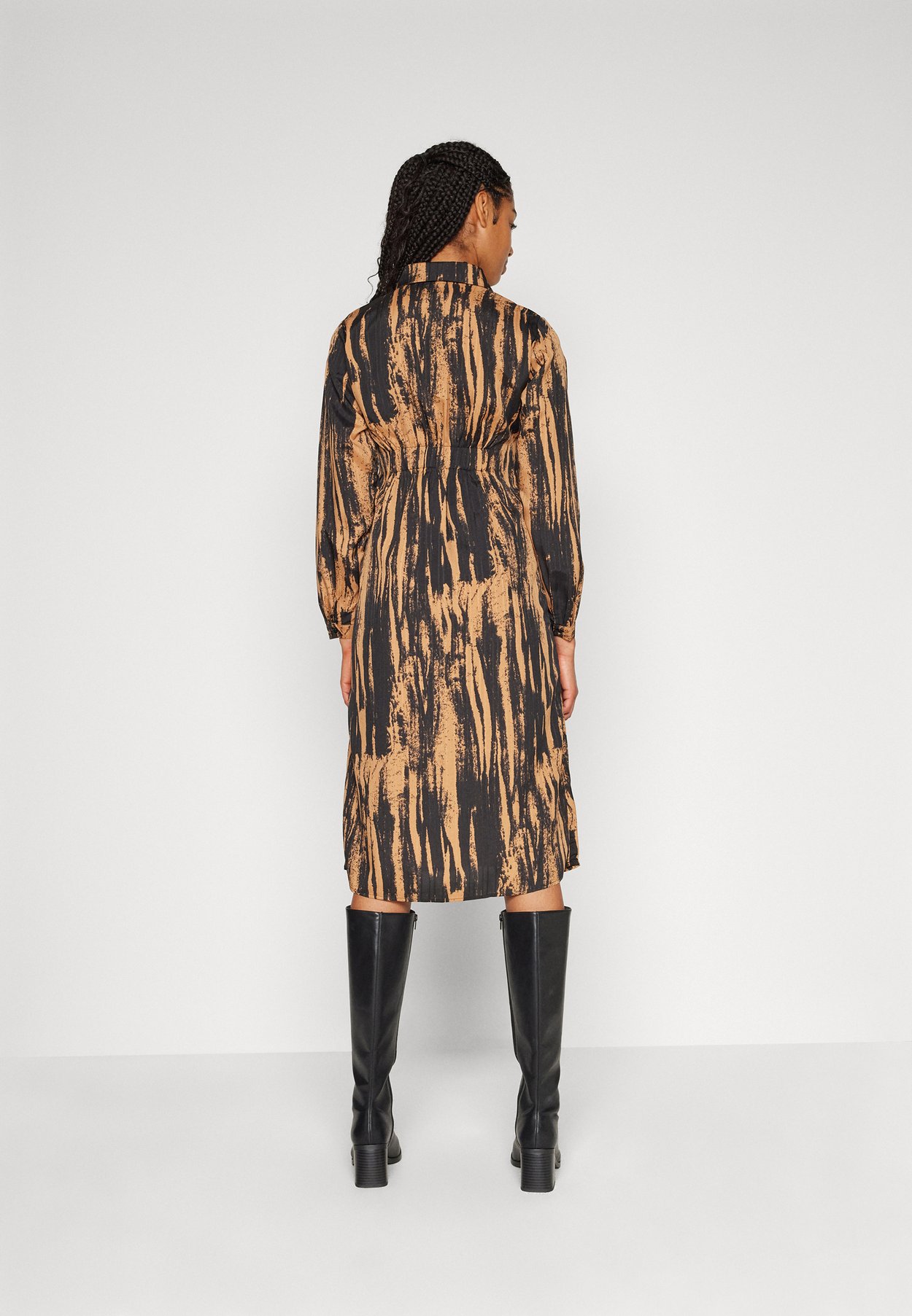 ONLWOODIE L/S ZIP B.K. DRESS EX PTM