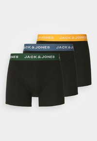 Zwarte boxershorts, drie-pack, met gekleurde elastische taillebanden in groen, blauw en oranje, met het 'JACK & JONES' logo in het wit.