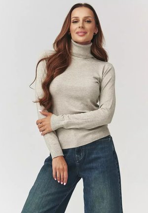 - Sweter