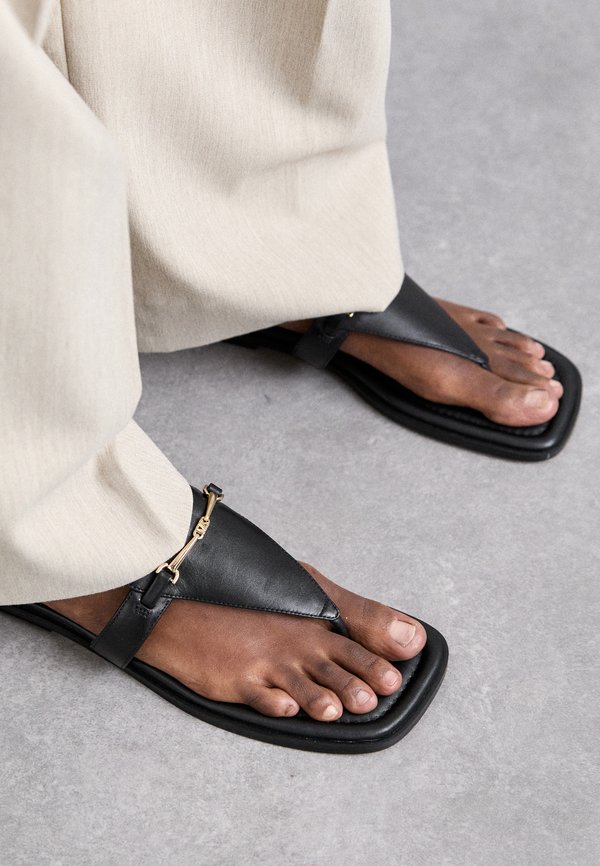 LENA THONG - T-bar sandals