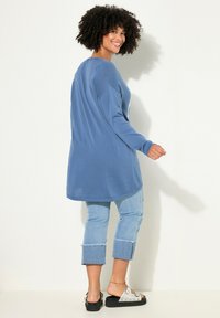 Angel of Style SMILEY V-NECK LONG SLEEVES - Strickpullover - blue denim