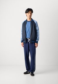 Scotch & Soda REVERSIBLE - Bomber Jacket - sky captain