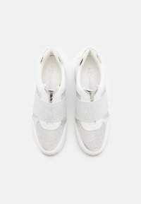 Marco Tozzi Trainers - white