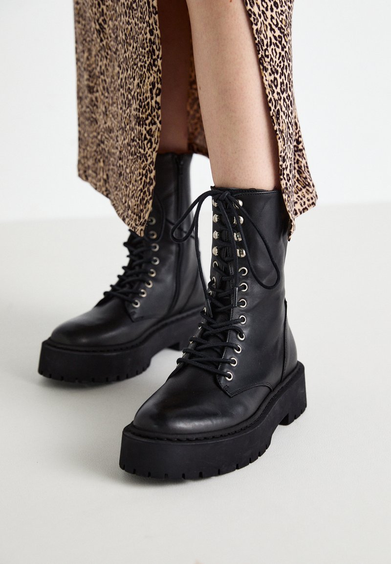 Steve Madden SKYWEN - Lace-up ankle boots - black - Zalando.ie display picture 3
