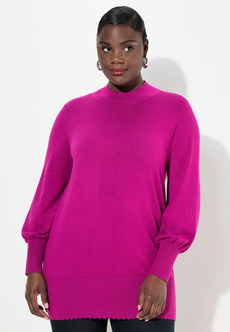 Suéter de manga larga en un brillante color rosa, con un cuello y puños con bordes festoneados, confeccionado en suave material de punto con un ajuste relajado y un dobladillo redondeado.