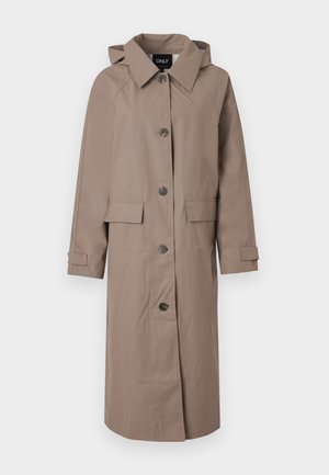 Beež vetthülgav mantel kapuutsiga, millel on nööbid ees, küljetaskud ja rullitud varrukad. Sile tekstuur, juhuslik disain.