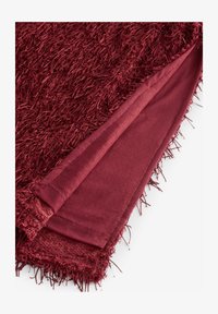 Wybrany, burgundy red