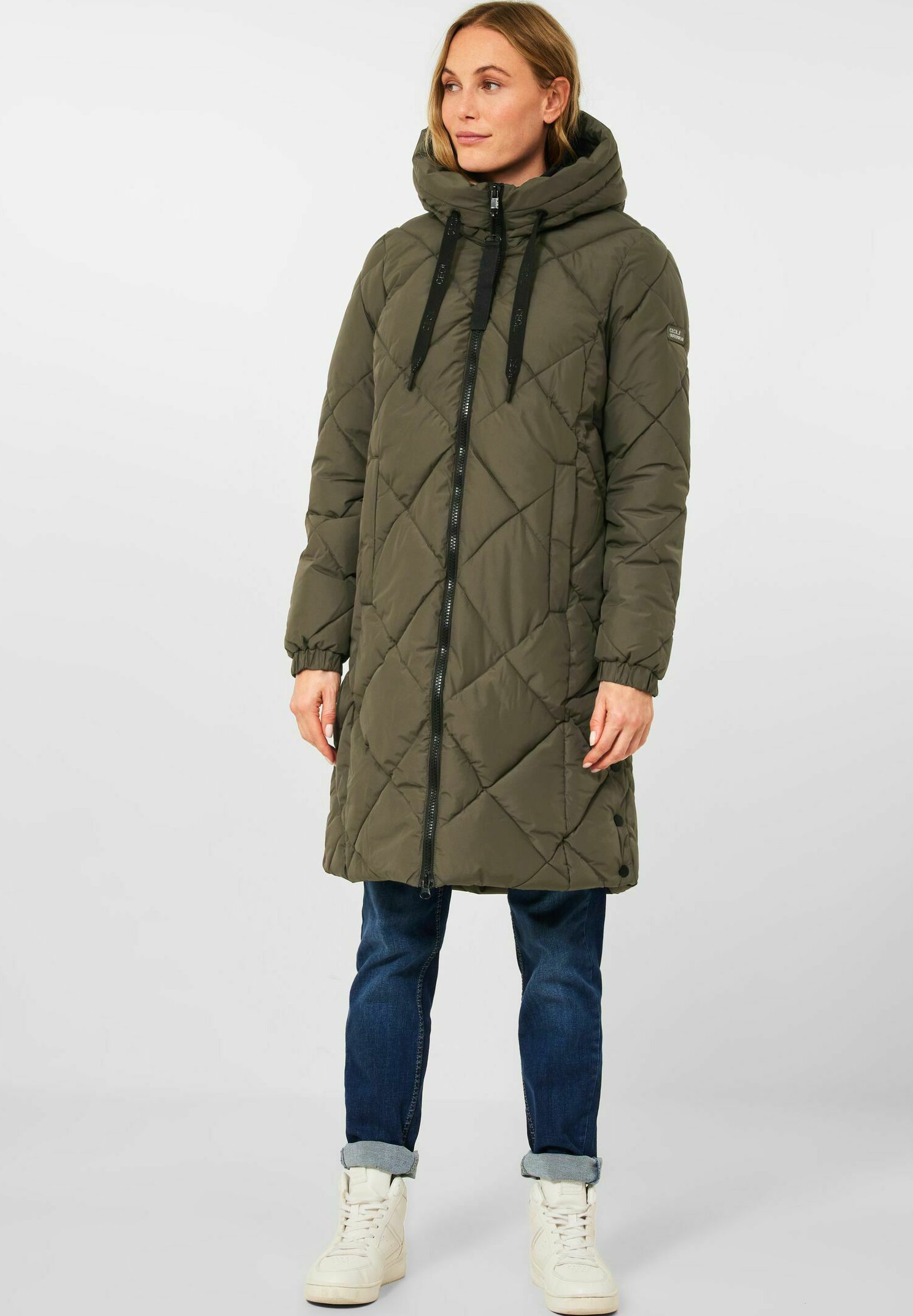 Cecil coats for women are a must-have 