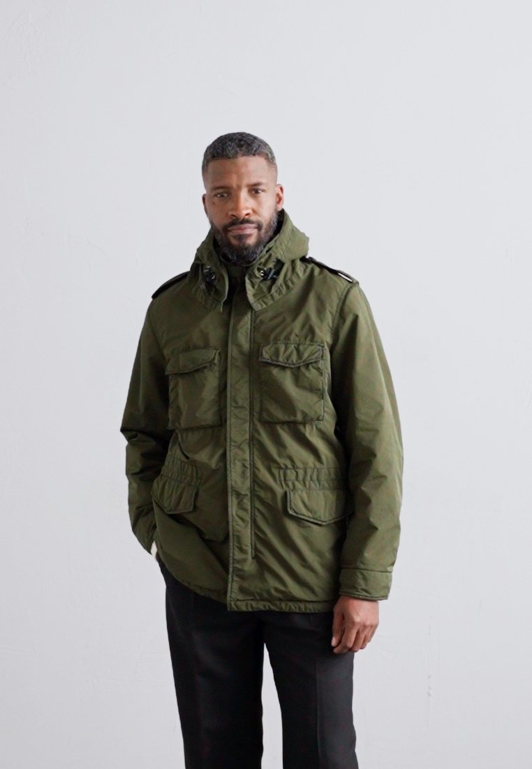 ジャケット・アウター ASPESI Compact Parka 2025年最新】ASPESI マウンテンパーカーの人気アイテム - メルカリ
