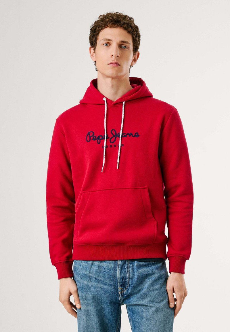 Rode hoodie van een katoenmix, met een kangoeroezak, verstelbare trekkoordkap en een marineblauw gedrukt logo aan de voorkant.