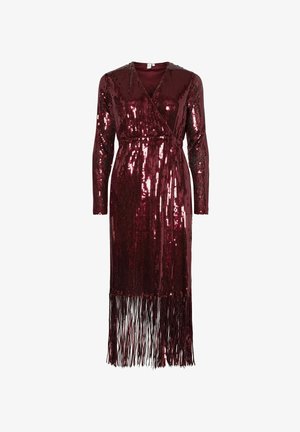Abito avvolgente in paillettes borgogna con maniche lunghe e dettagli in frange all'orlo. Texture liscia; silhoutte fitted che valorizza la forma.