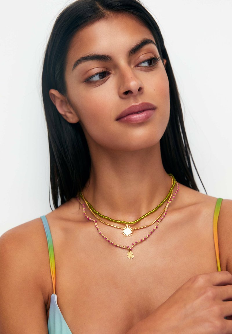 PULL&BEAR 3PACK BEADED Naszyjnik gold coloured/złoty Zalando.pl