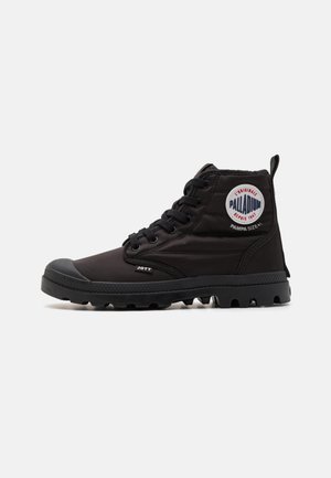 PAMPA HI DARE RHONA UNISEX - Nilkkurit - black