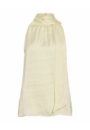 Ujjatlan krémszínű szatén blúz magas, ráncolt nyakkivágással és hosszú, egyik oldalon lecsüngő anyagszalaggal.