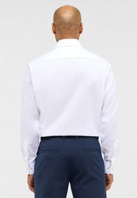 Eterna COMFORT FIT - Camicia elegante - weiß