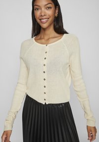 VILA VIKAYA CARDIGAN - Neuletakki - birch