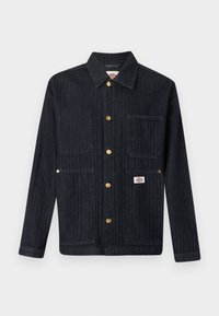 Σκούρο τζιν μπουφάν με γιακά, πέντε χρυσά κουμπιά με πιεστικό κούμπωμα, τρεις μπροστινές τσέπες και μικρό λογότυπο μάρκας στην κάτω δεξιά τσέπη.