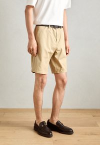 Scotch & Soda STUART - Lühikesed püksid - seastone