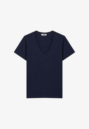 Marineblauw T-shirt met korte mouwen en V-hals, voorzien van een klein reliëflogo op de linkerborst en een JOTT-label aan de binnenkant van de kraag.