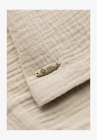 Non sélectionné, beige