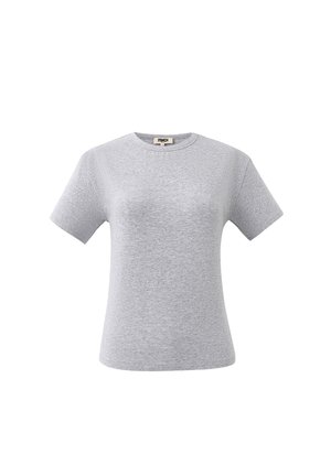 Gray short-sleeve t-shirt made of soft fabric. Features a classic crew neck and a simple design without patterns or embellishments.