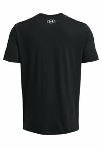 T-shirt nera a maniche corte realizzata in cotone, con scollatura rotonda e un piccolo logo stampato sulla parte superiore della schiena, texture del tessuto liscia.