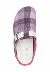 Felt slippers in pink and gray plaid with a white strap and metallic buckle. Features a cushioned inner sole for comfort and support.