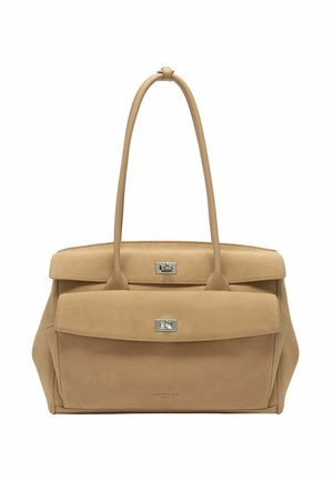 Sac à main en cuir suédé brun clair avec deux fermetures à tourniquet argentées et longues anses pour porter à l'épaule, forme rectangulaire, et poche avant.