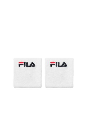 Coppia di polsini quadrati bianchi con logo FILA ricamato in nero e rosso su ciascuno.