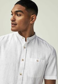 Next SHORT SLEEVE GRANDAD COLLAR - Skjorter - white