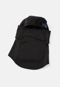 Svart atletisk caps laget av lett og stretchbart materiale. Har North Face-logoen i blått og høy krage for beskyttelse.