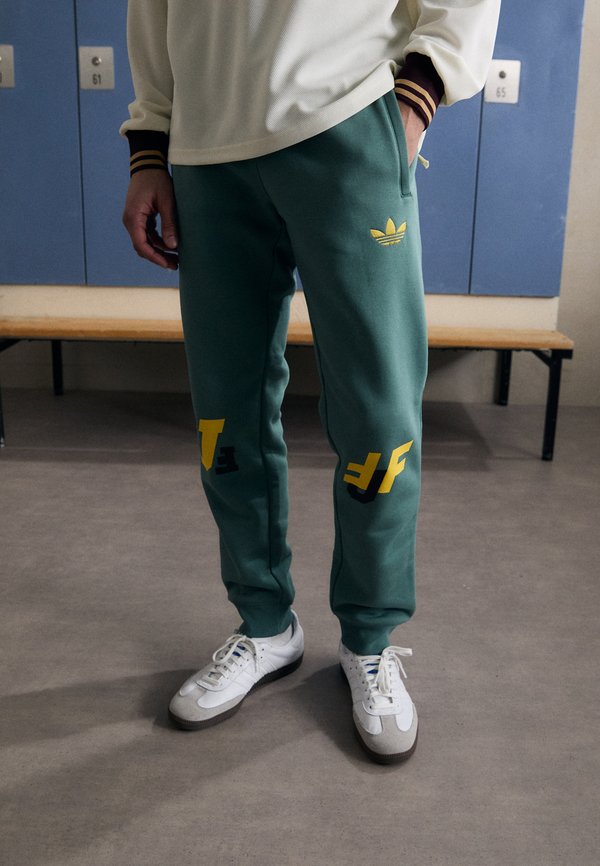 JAMAICA  - National team wear - tech emerald