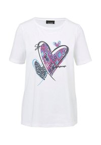 Witte katoenen t-shirt met korte mouwen, versierd met kleurrijke hartgraphics in roze, blauw en zwarte patronen, met daarop de tekstaccenten "Sport" en "Zomer".